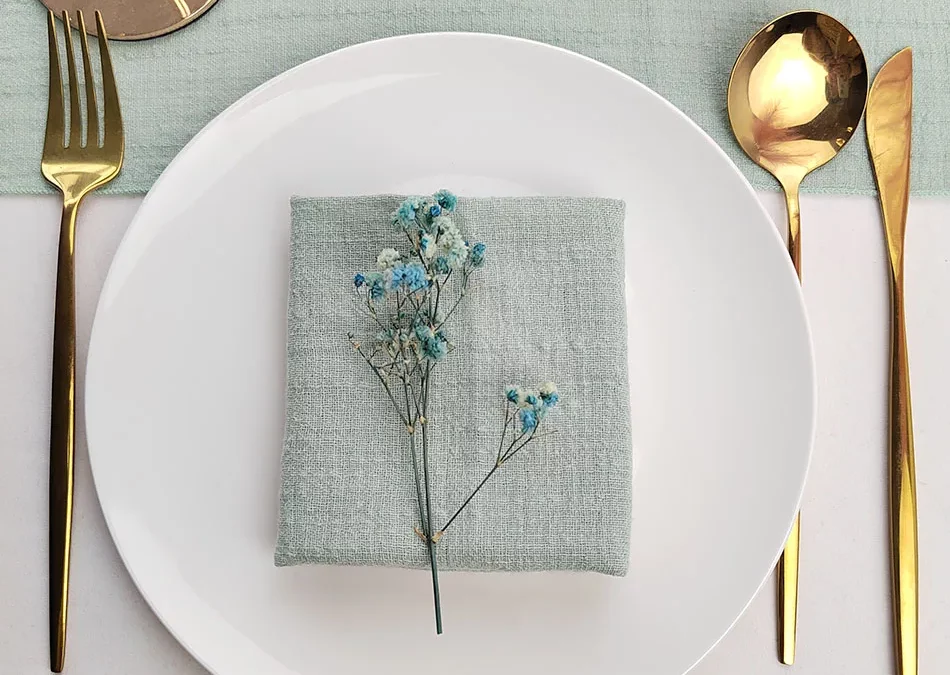 Pourquoi les serviettes de table en lin brut Aubervilliers sont-elles considérées comme un choix de luxe pour les repas élégants ?