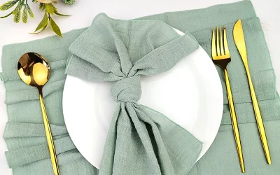 Comment entretenir efficacement la serviette de table en lin brut Aubervilliers pour assurer leur longévité et leur beauté ?